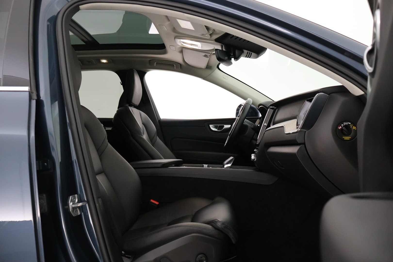 VOLVO XC60 2021