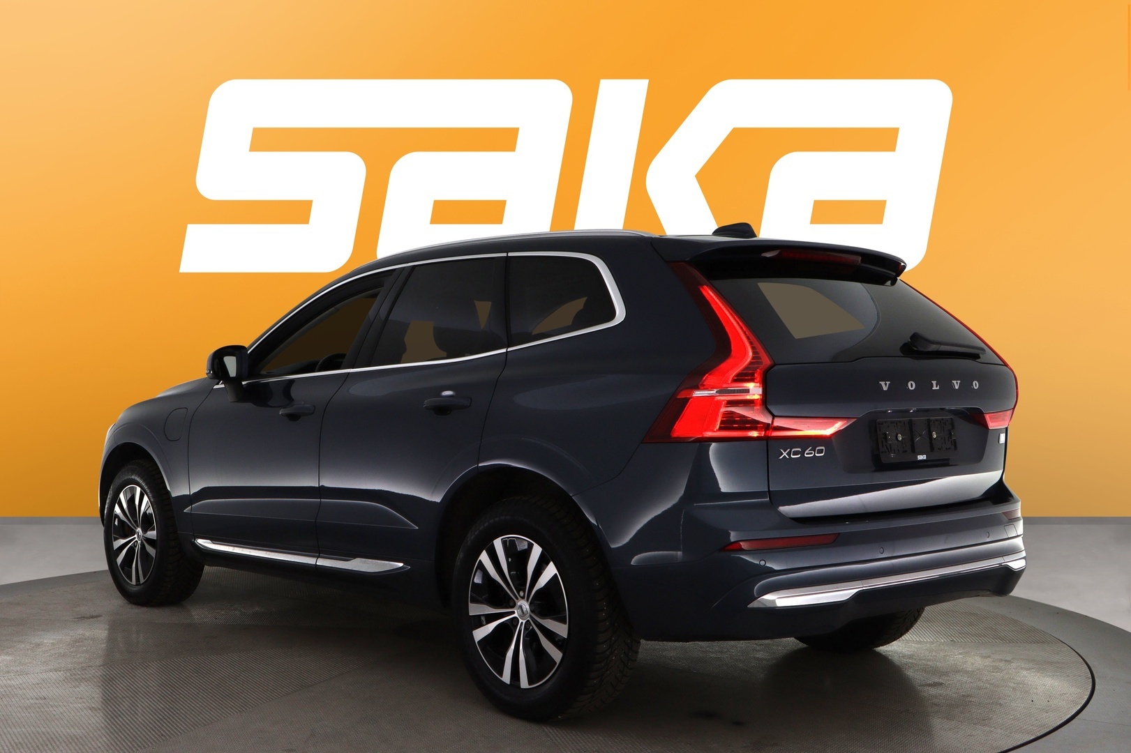 VOLVO XC60 2021