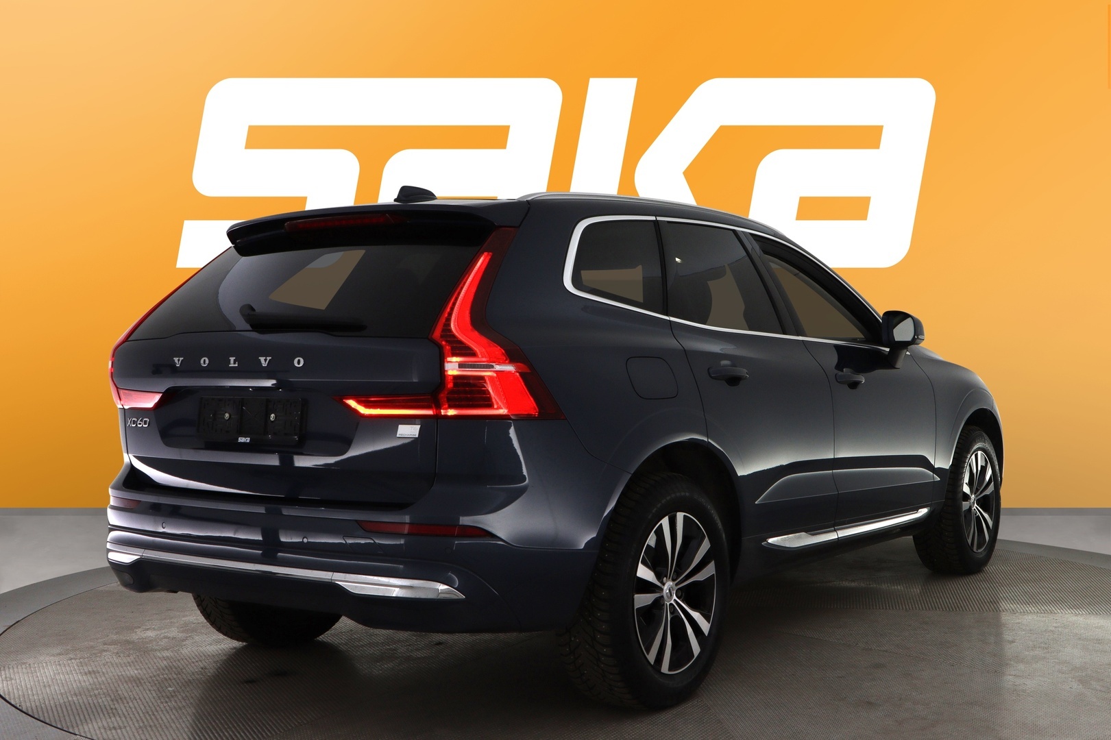 VOLVO XC60 2021