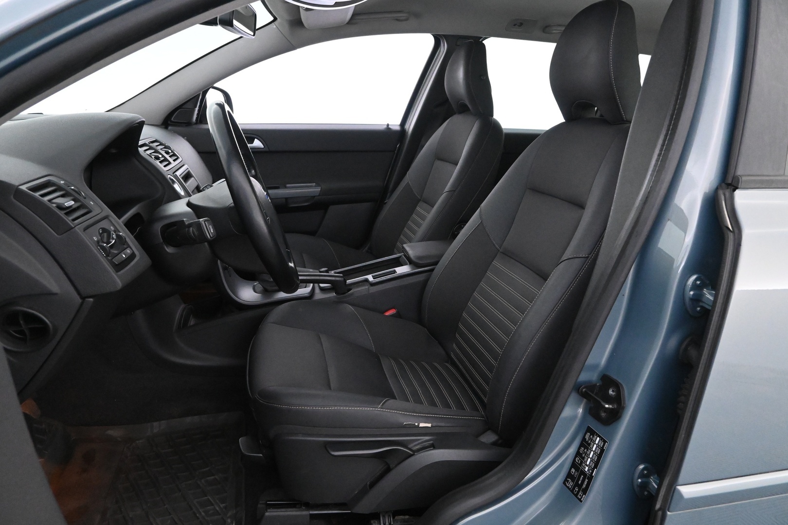 VOLVO V50 2010