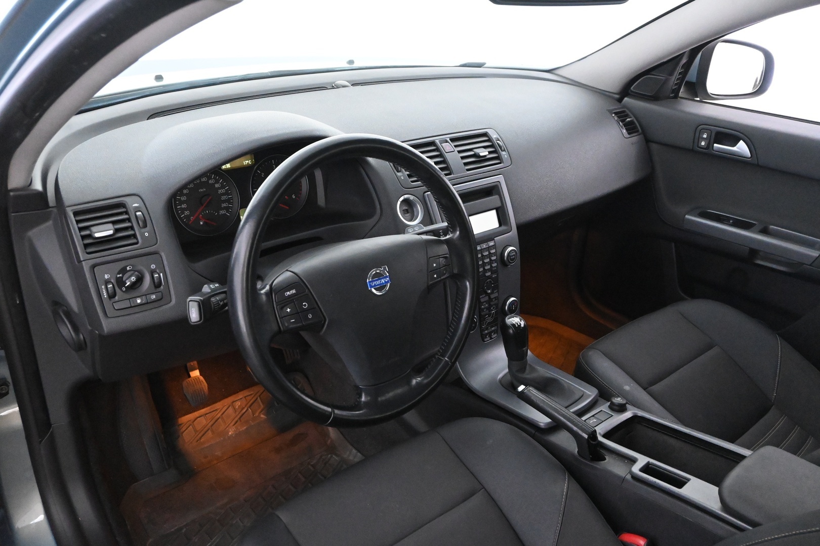 VOLVO V50 2010