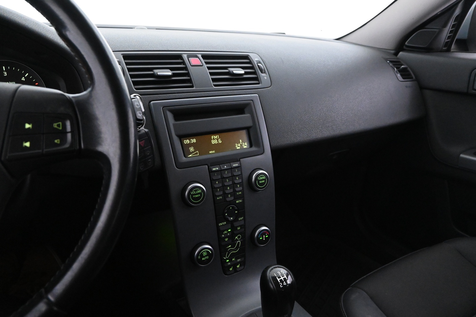 VOLVO V50 2010