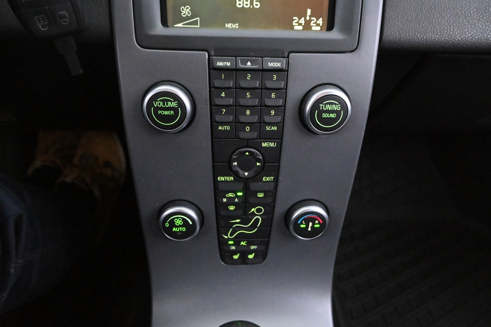 VOLVO V50 2010