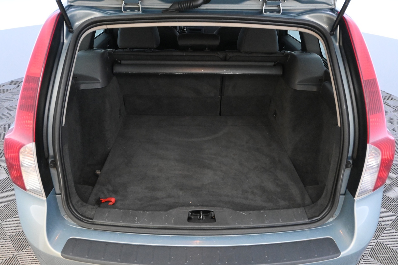 VOLVO V50 2010