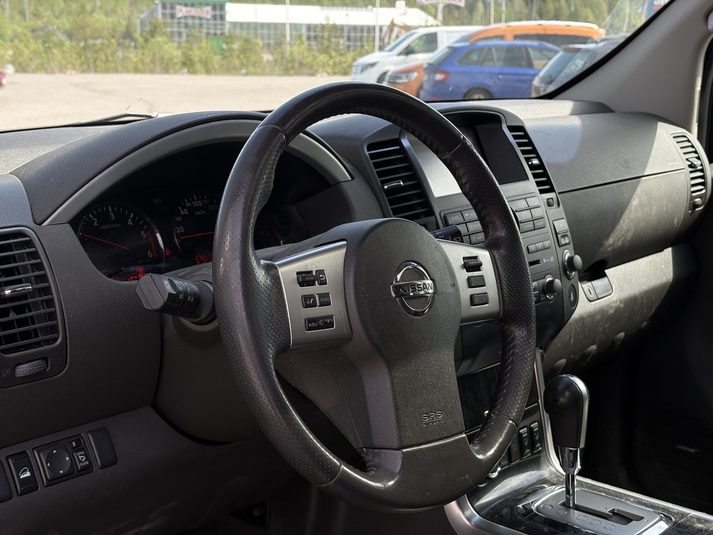 NISSAN Pathfinder 2011