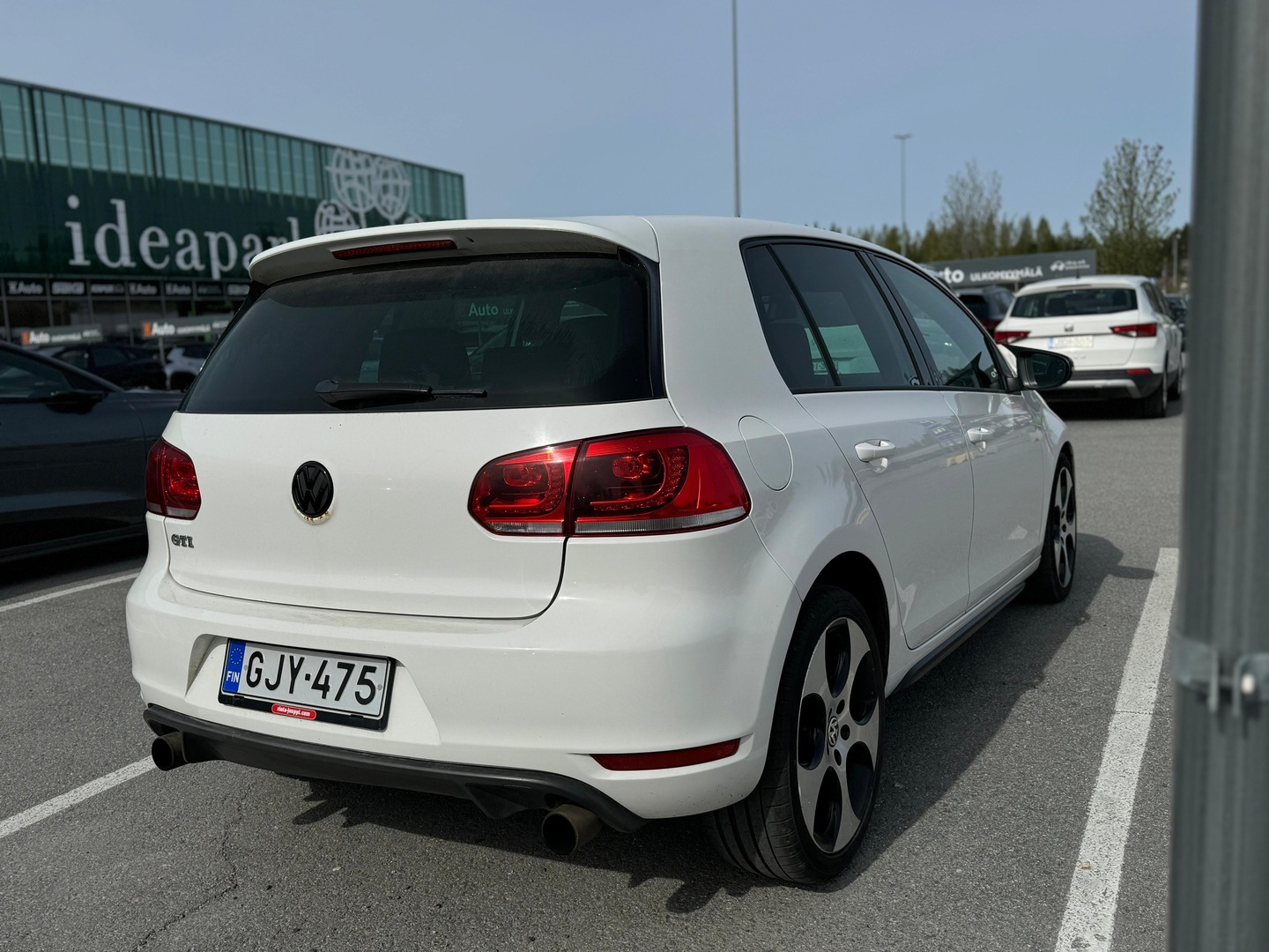 VOLKSWAGEN Golf 2011