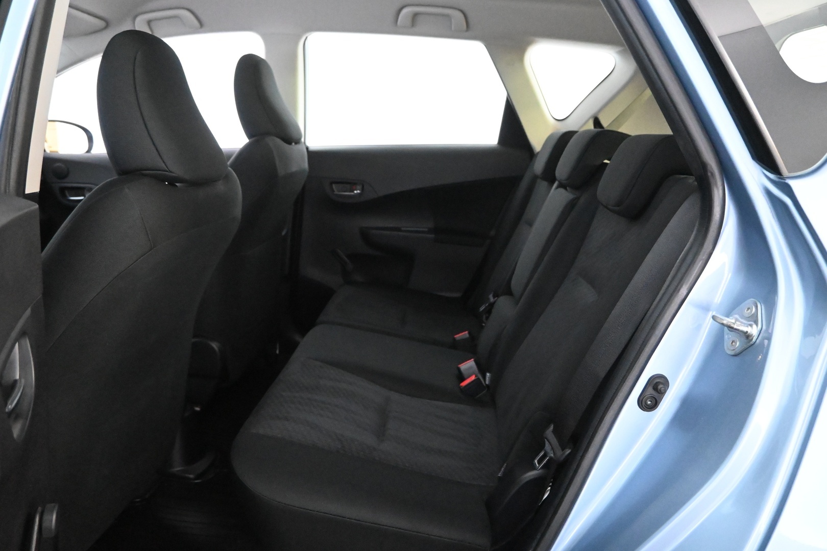 TOYOTA Verso-S 2012