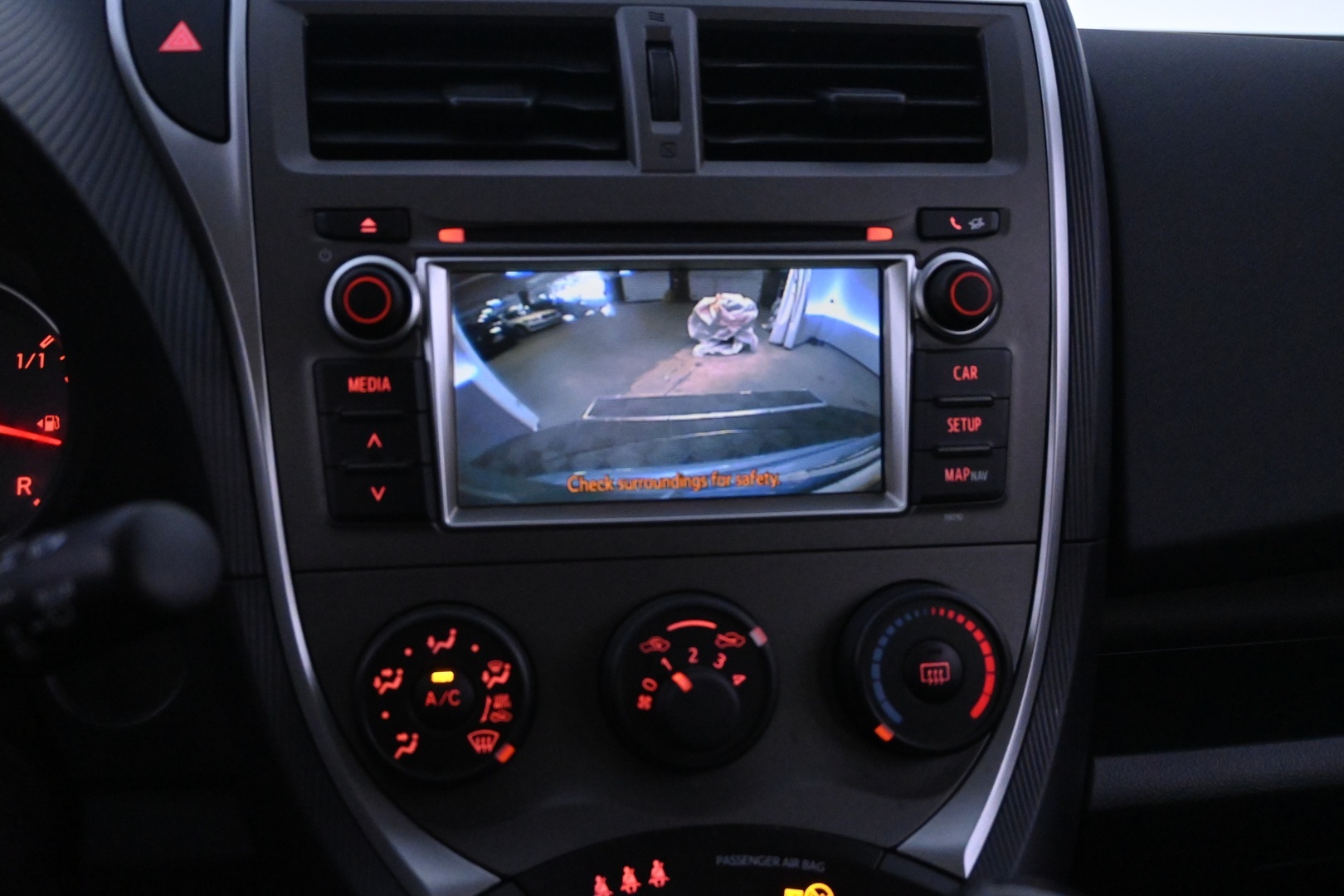 TOYOTA Verso-S 2012