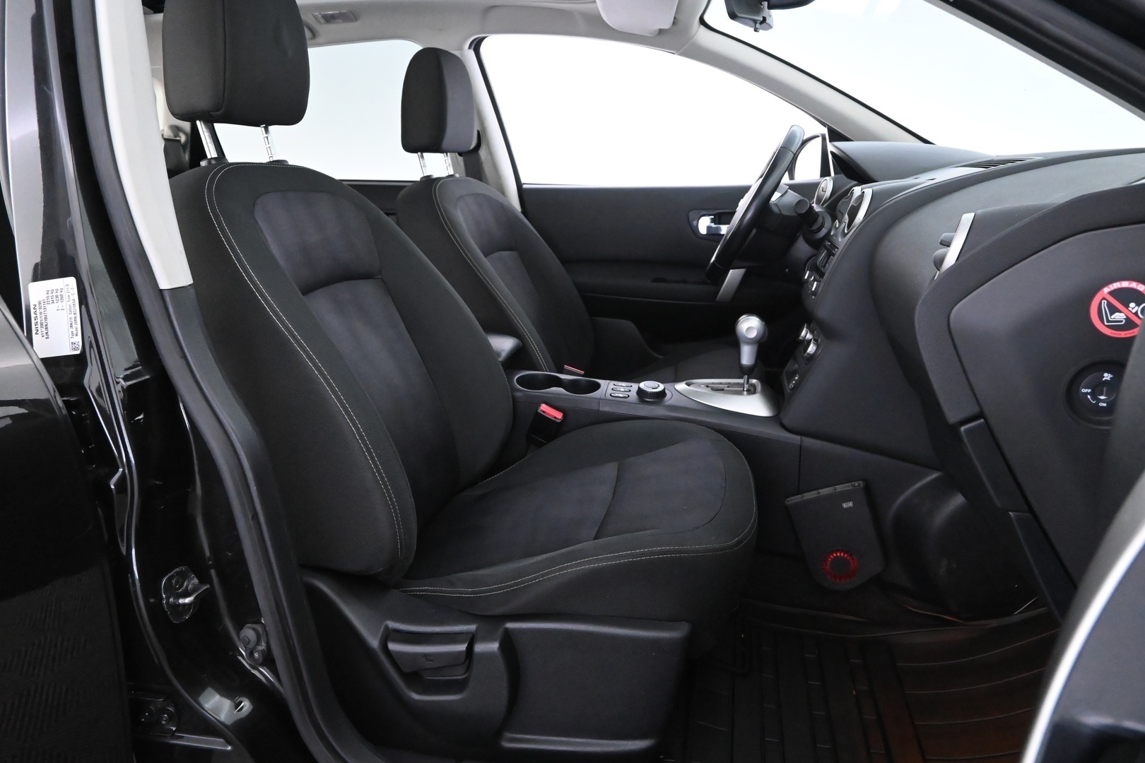 NISSAN Qashqai+2 2012