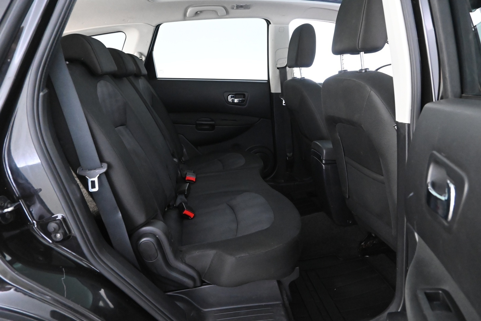 NISSAN Qashqai+2 2012