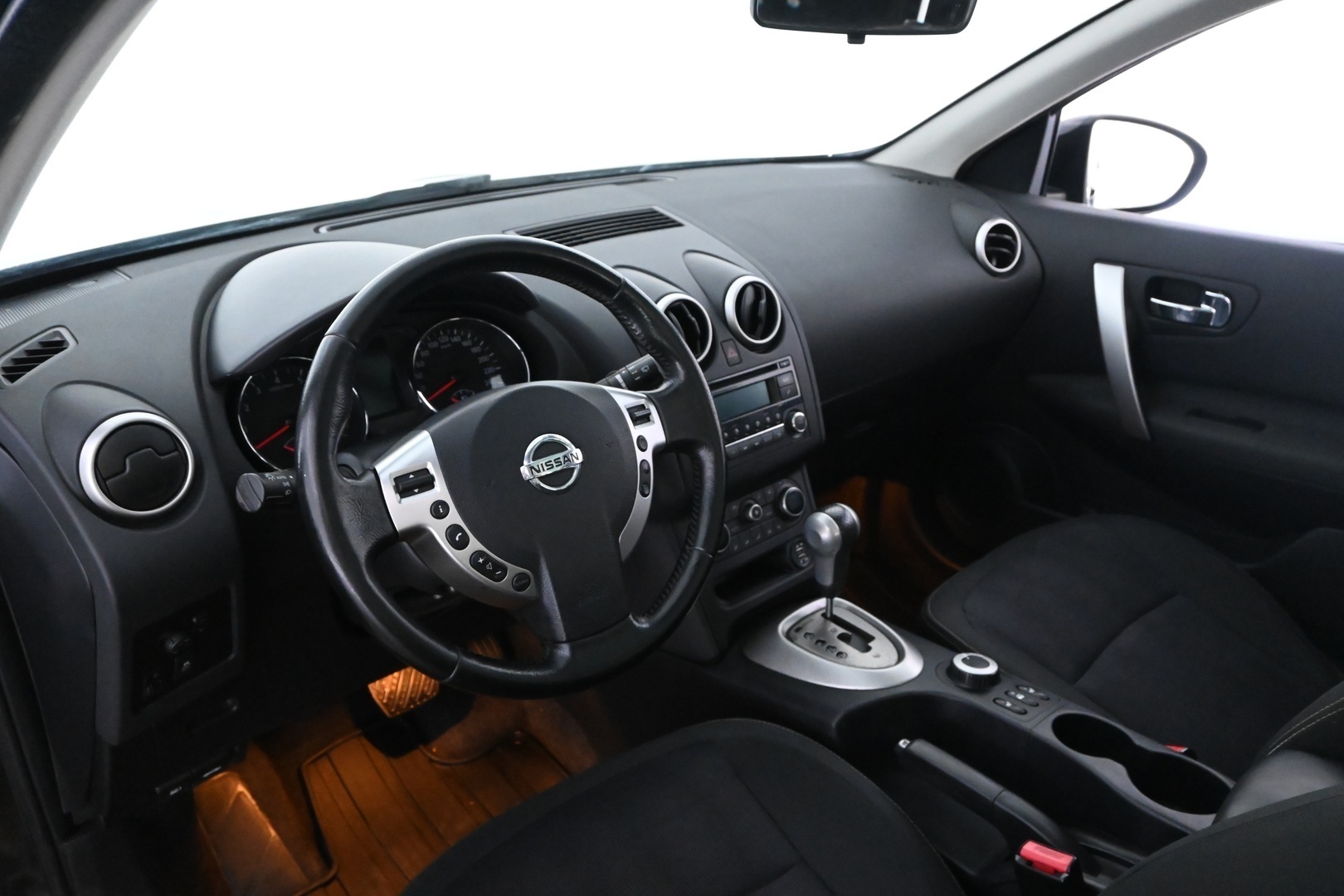 NISSAN Qashqai+2 2012