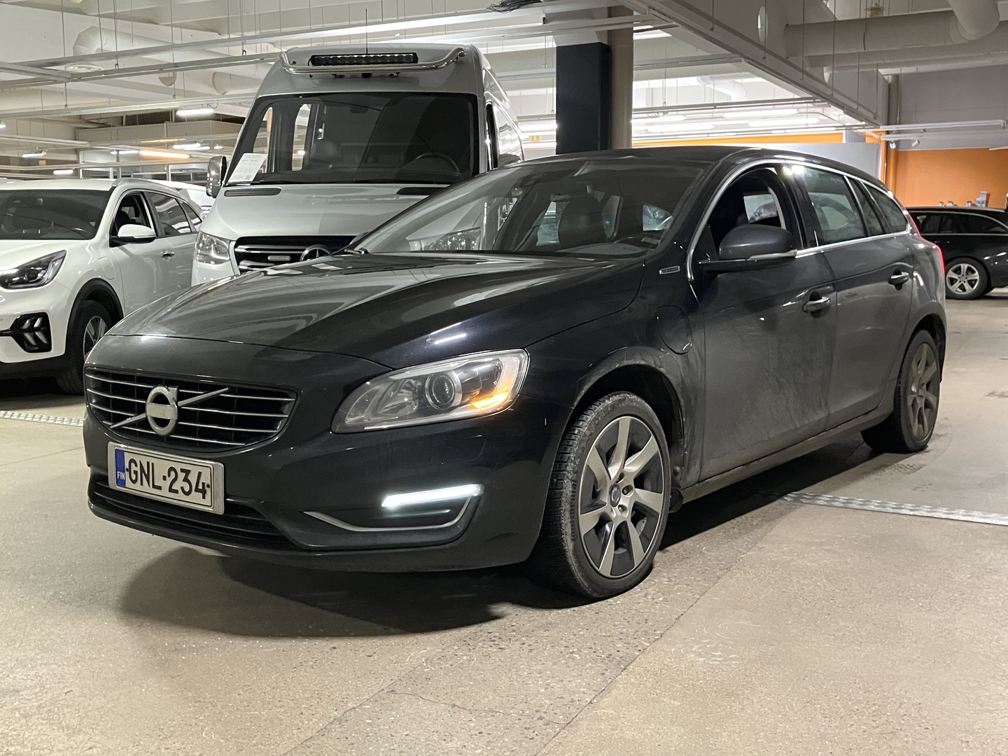 VOLVO V60 2014