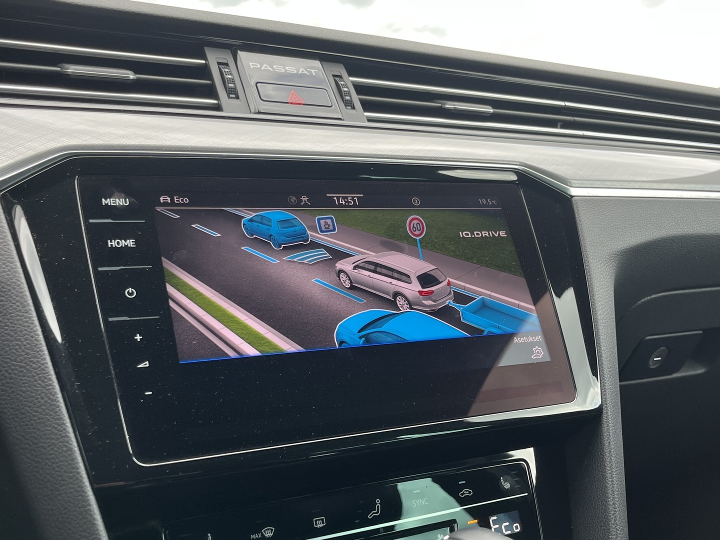 VOLKSWAGEN Passat 2021