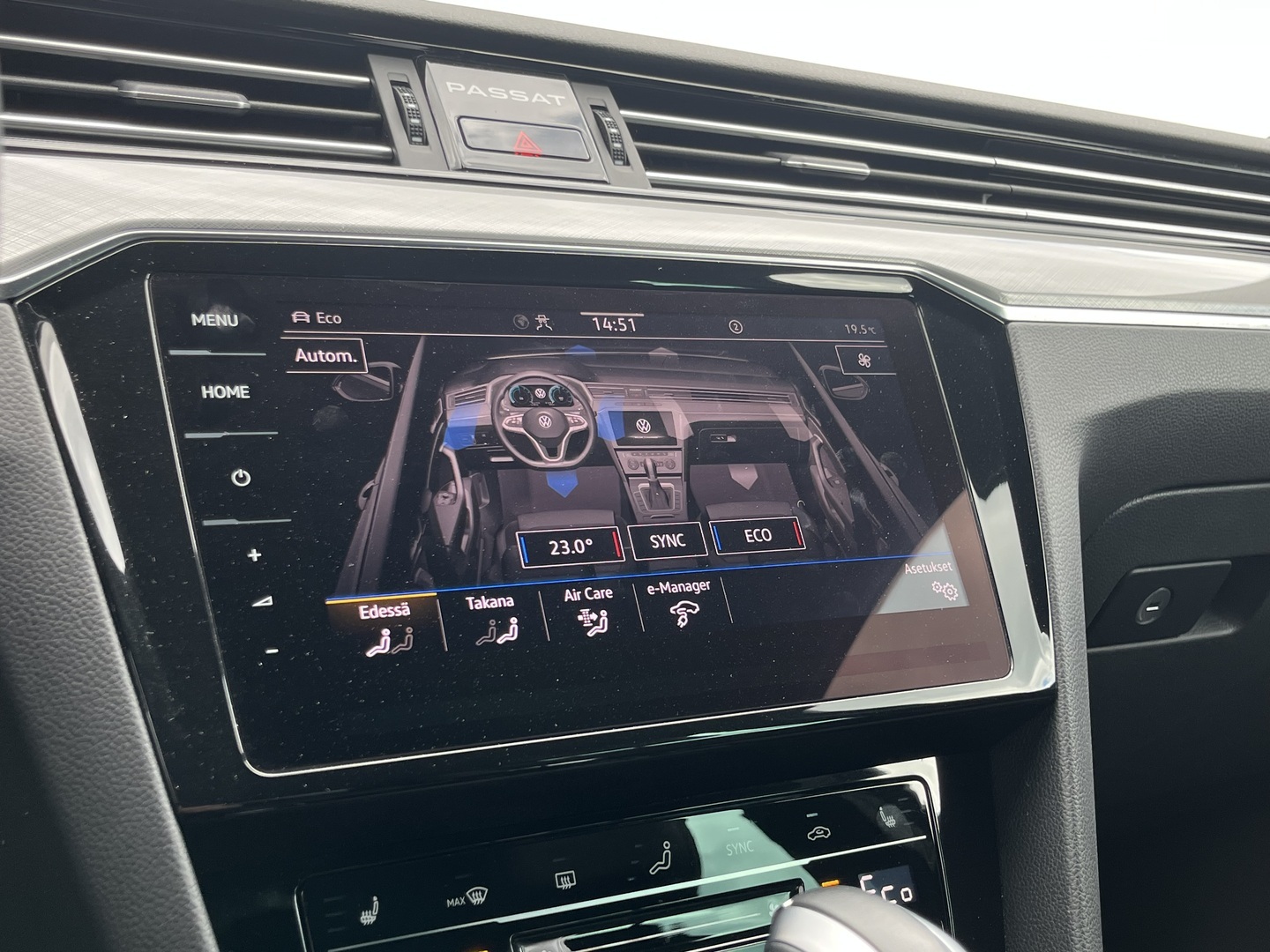 VOLKSWAGEN Passat 2021