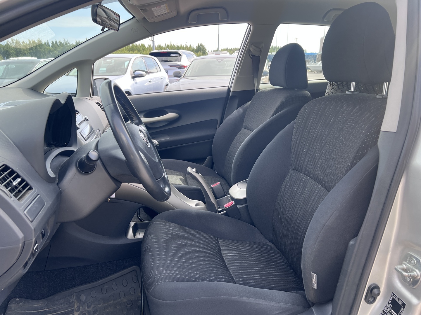 TOYOTA Auris 2007