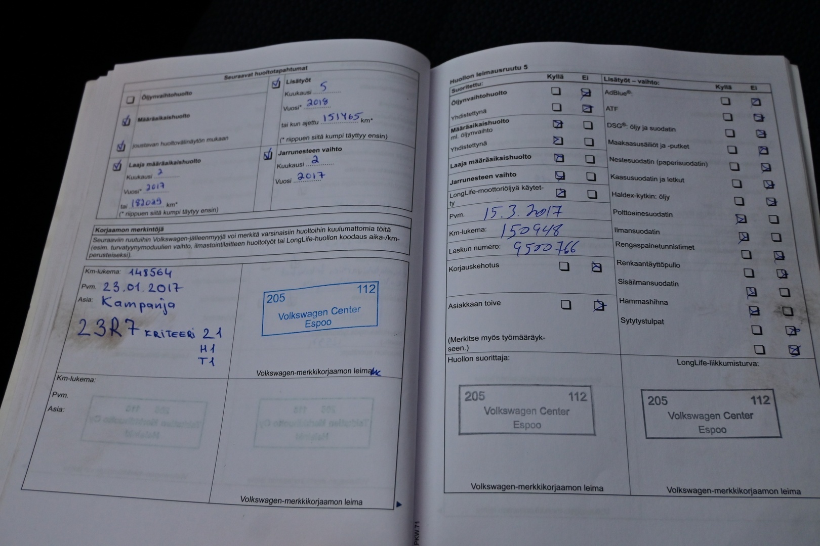 VOLKSWAGEN Passat 2011