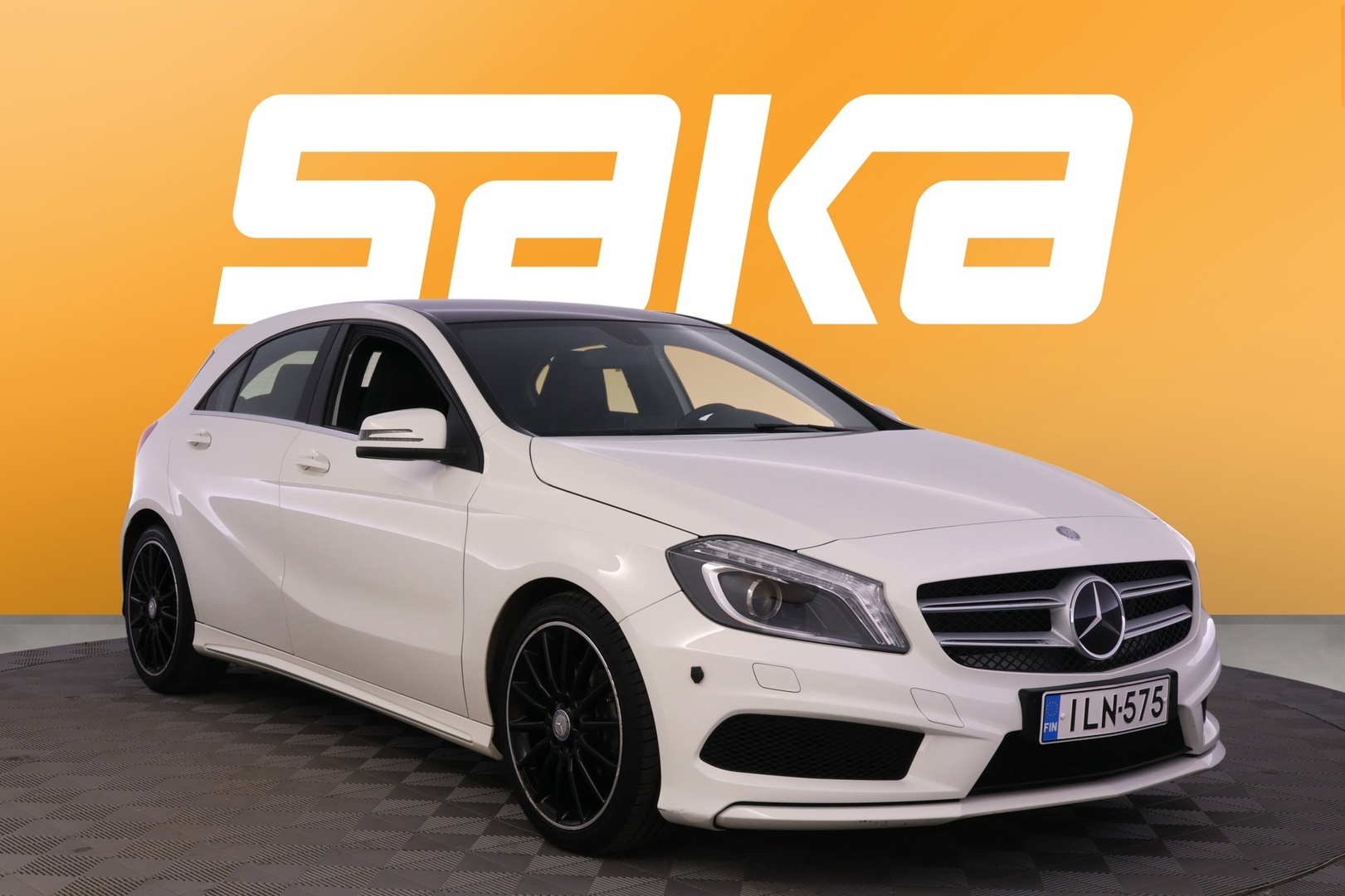 MERCEDES-BENZ A 2014