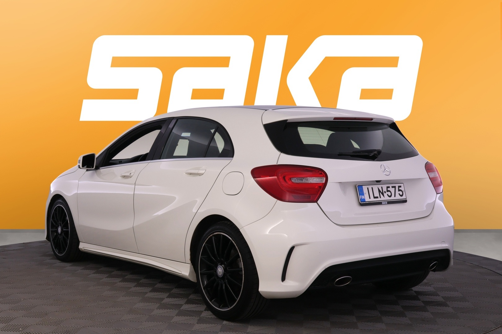 MERCEDES-BENZ A 2014
