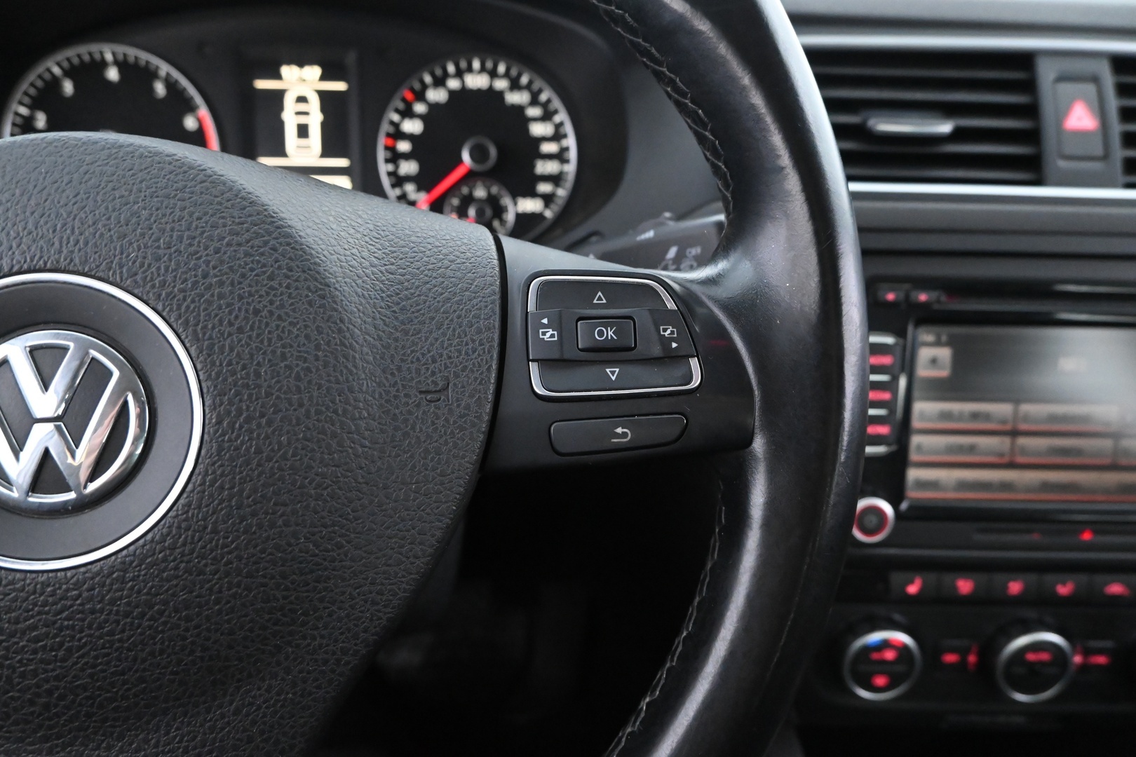 VOLKSWAGEN Jetta 2014