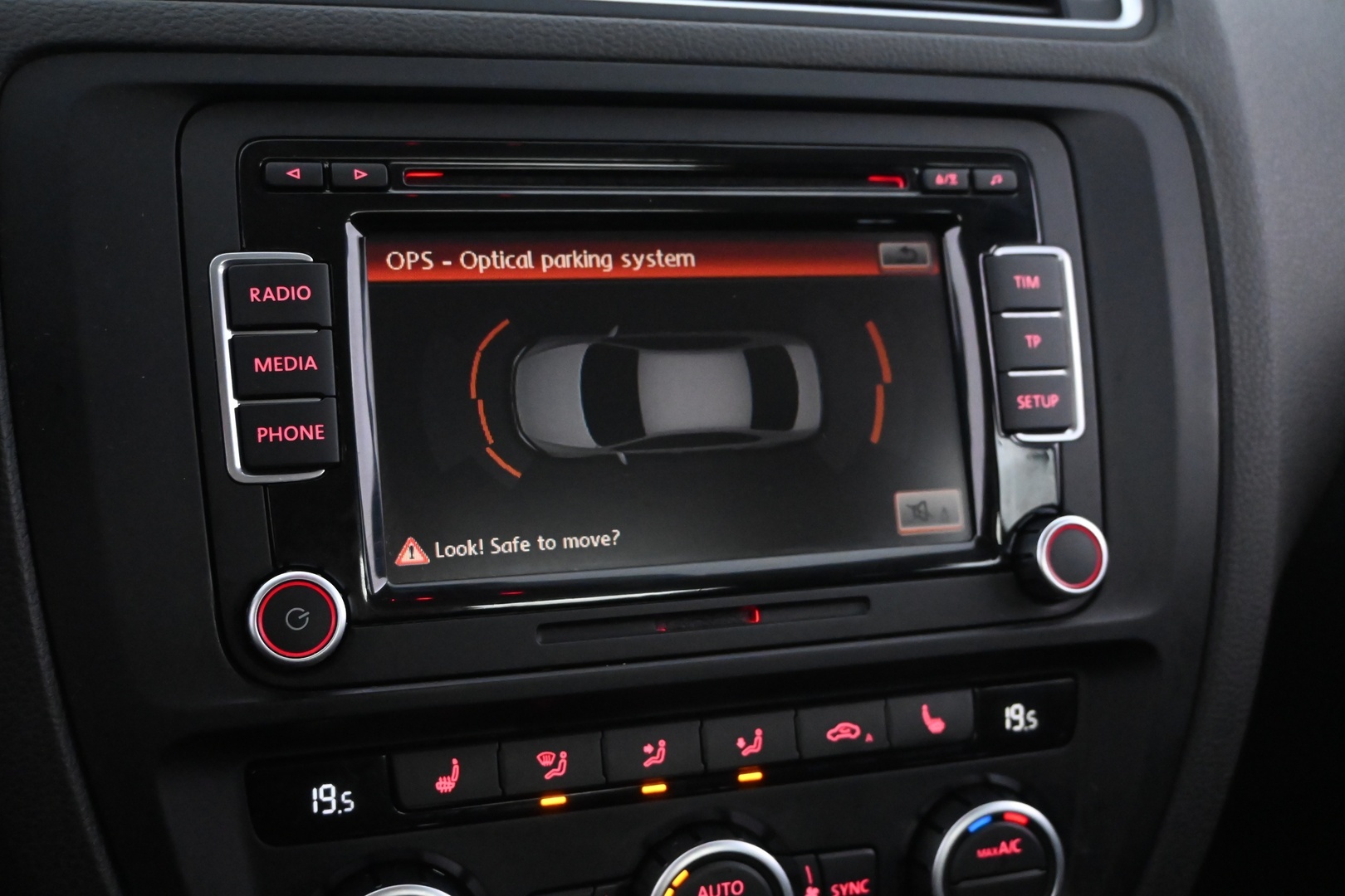 VOLKSWAGEN Jetta 2014