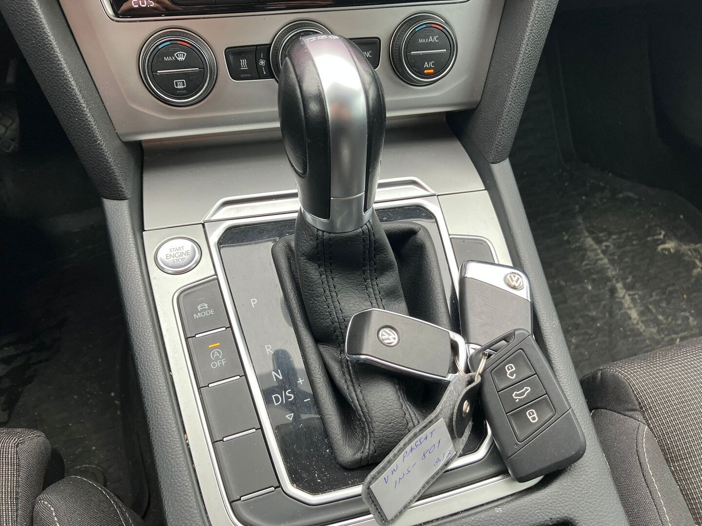 VOLKSWAGEN Passat 2018