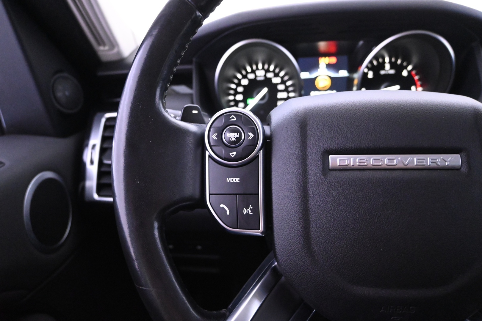 LAND ROVER Discovery 2018