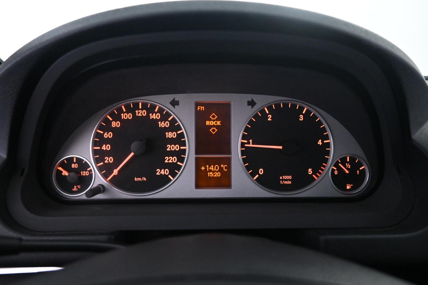 MERCEDES-BENZ B 2010