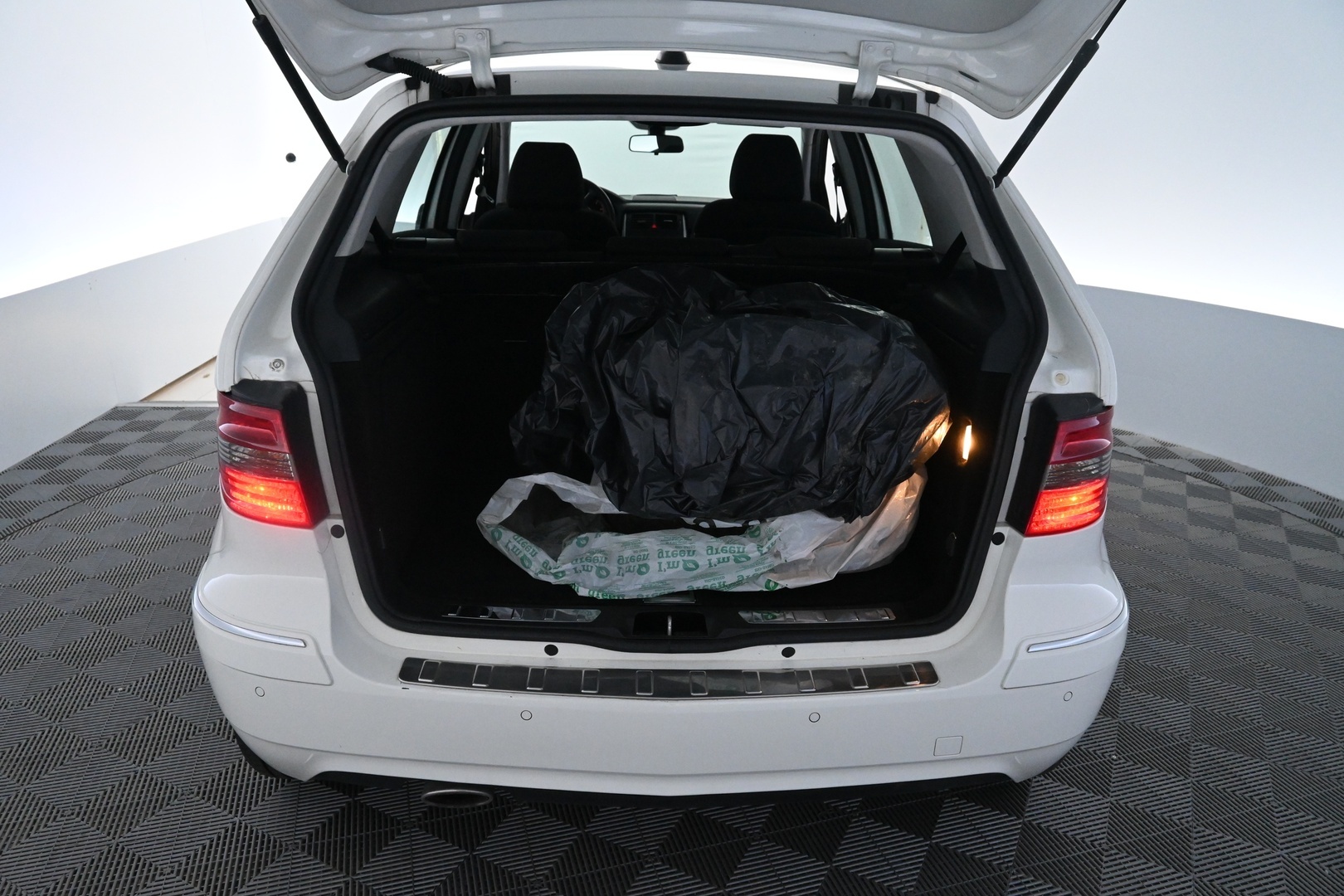MERCEDES-BENZ B 2010