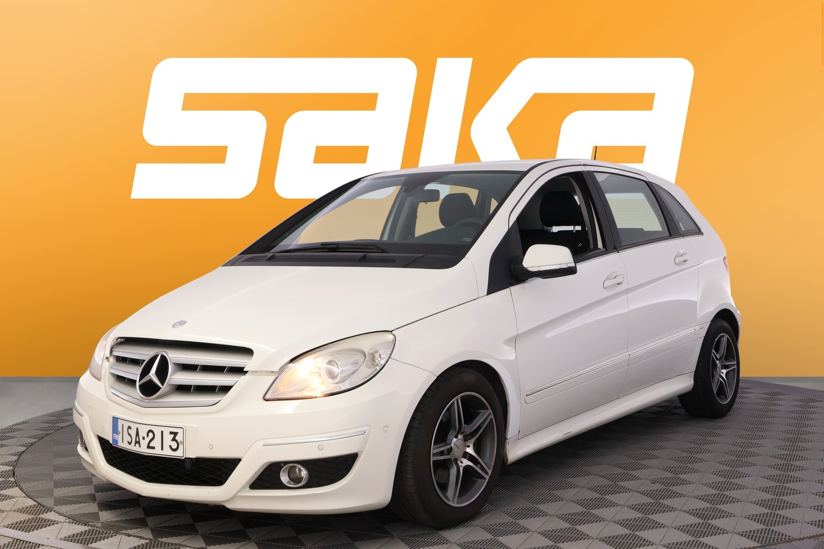 MERCEDES-BENZ B 2010