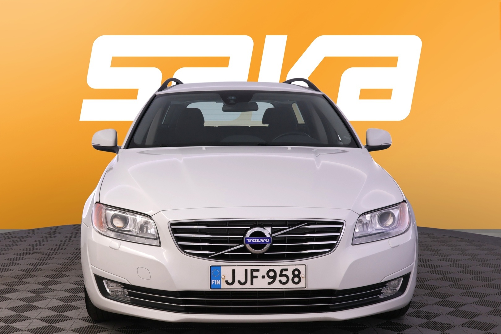 VOLVO V70 2014