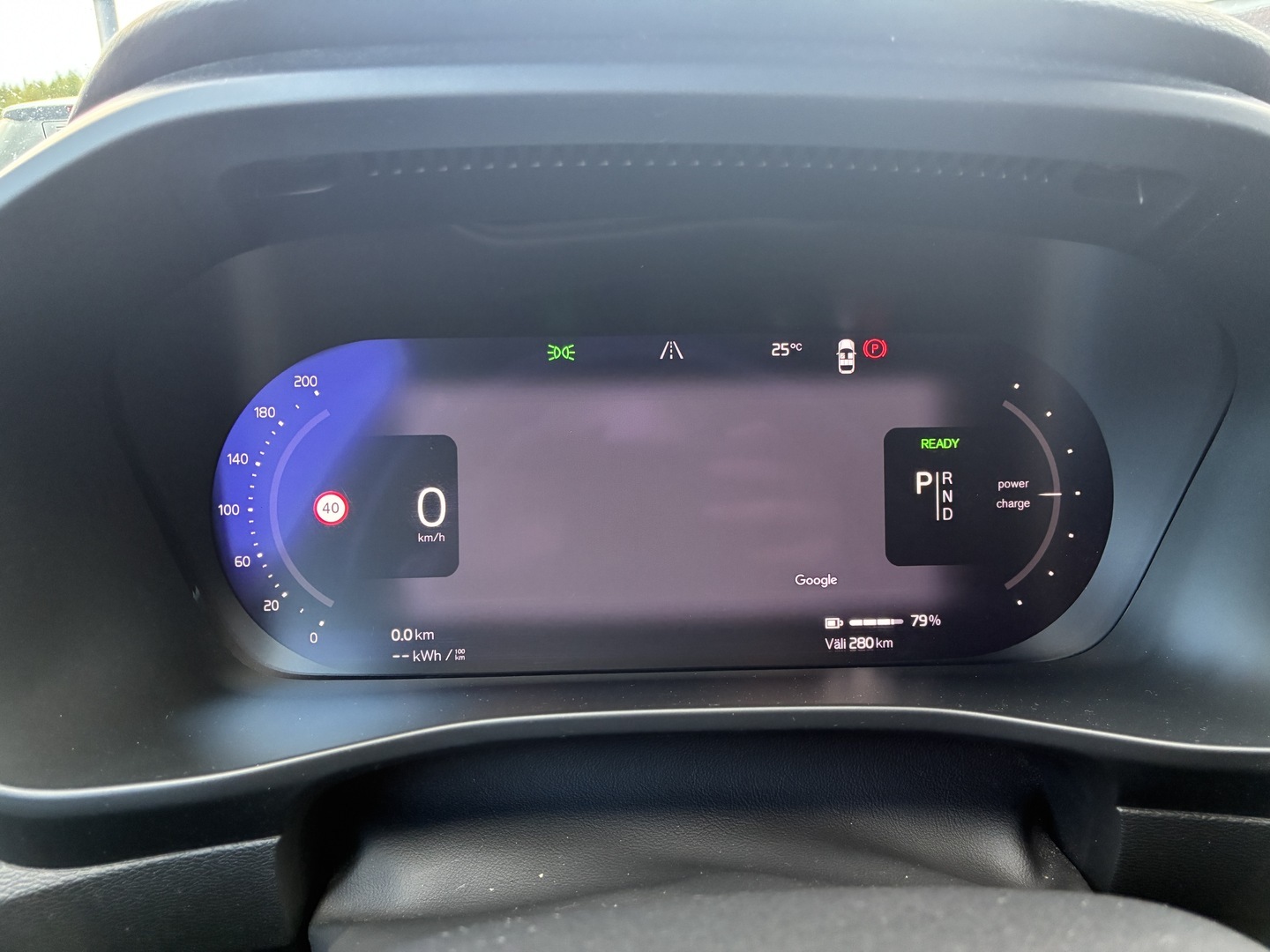 VOLVO XC40 2021