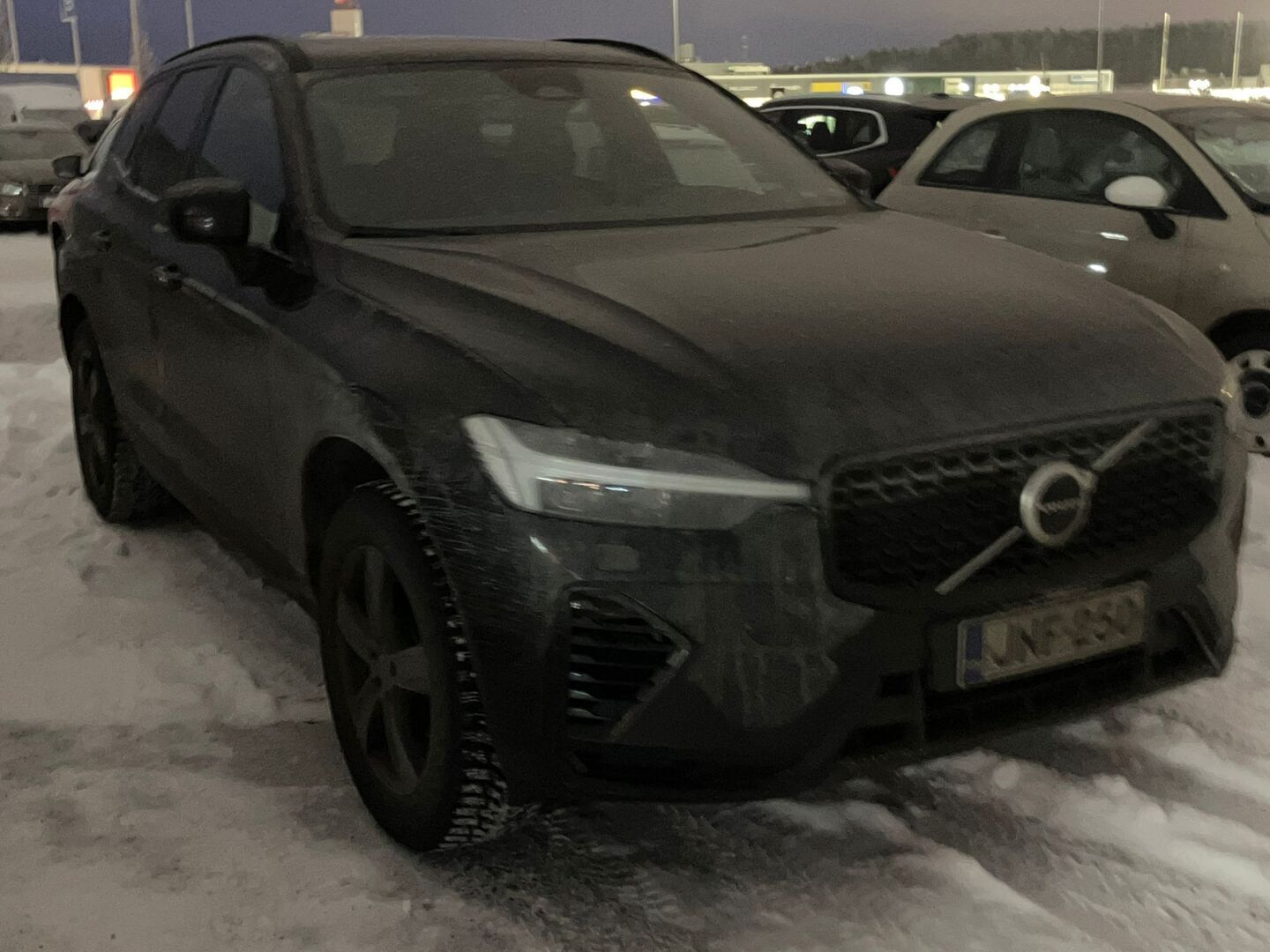 VOLVO XC60 2022