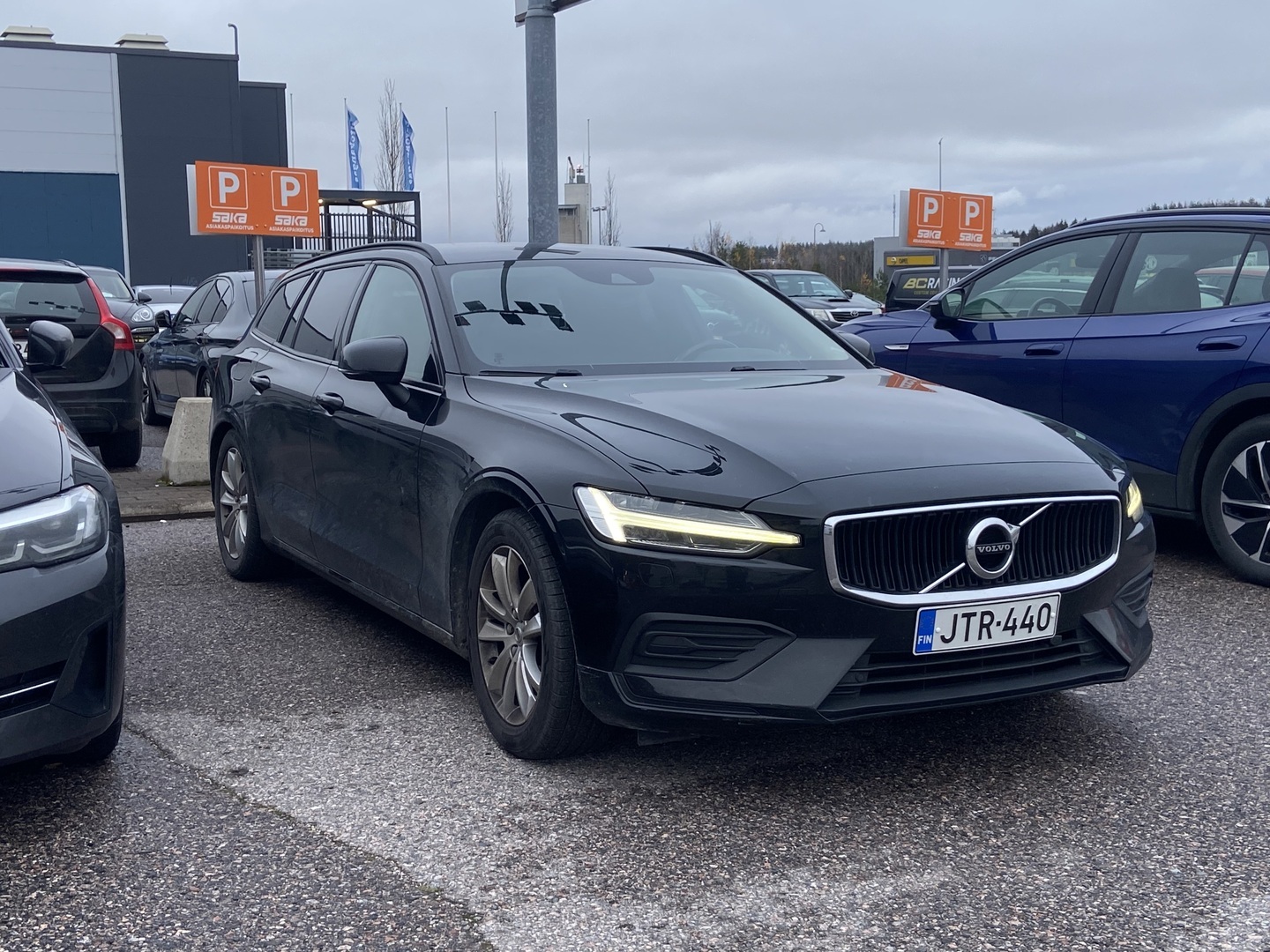 VOLVO V60 2019