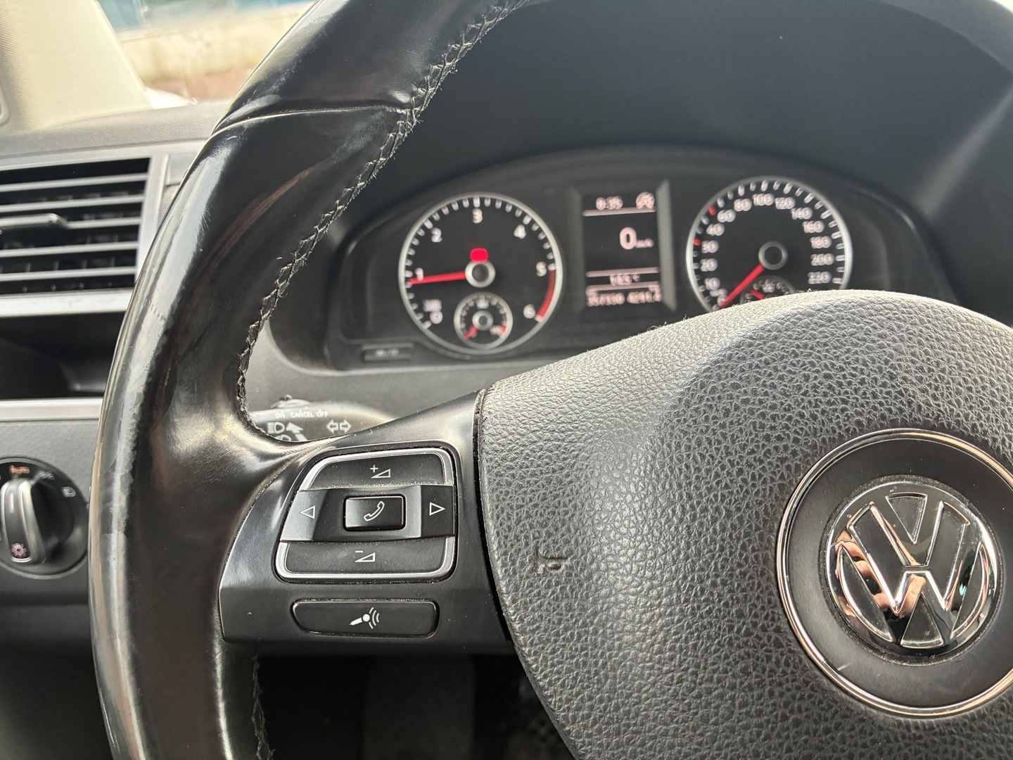 VOLKSWAGEN Caravelle 2014