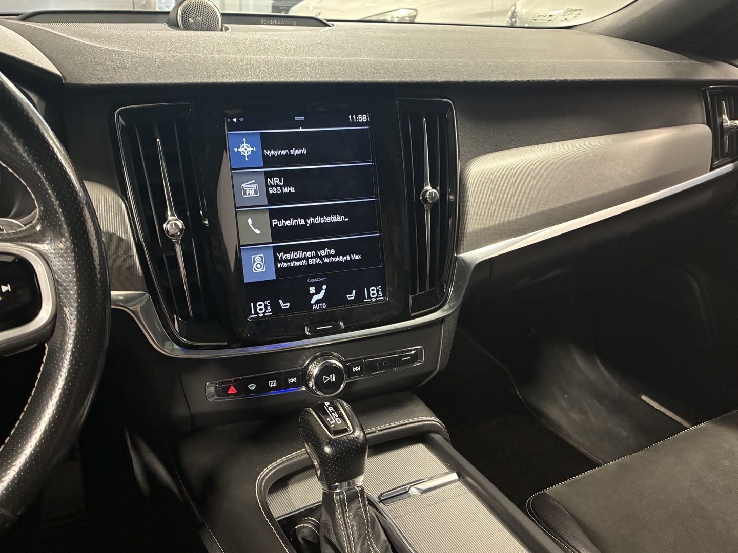 VOLVO V90 2017
