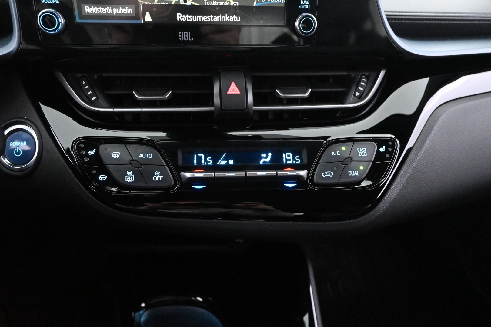 TOYOTA C-HR 2021