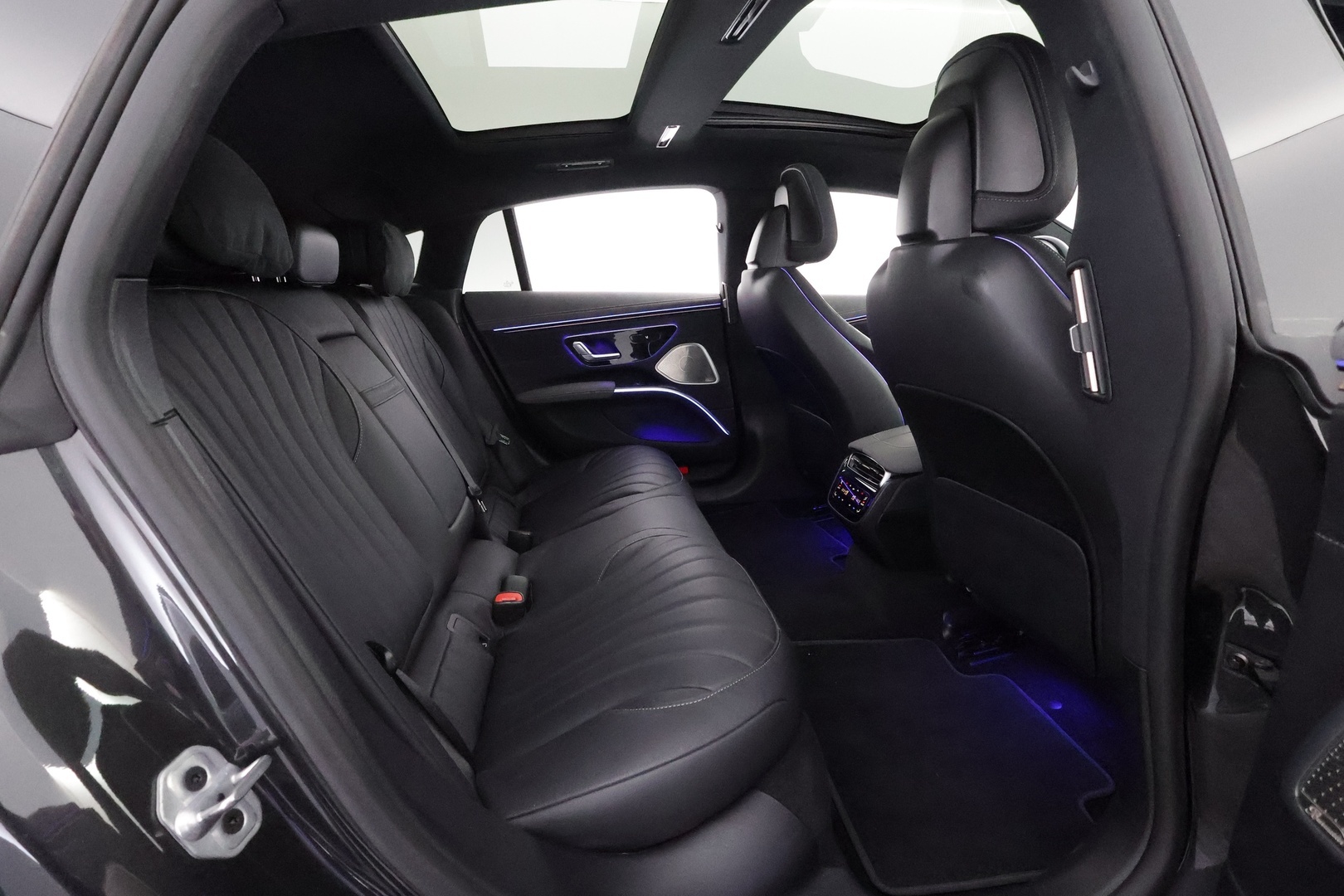 MERCEDES-BENZ EQS 2022