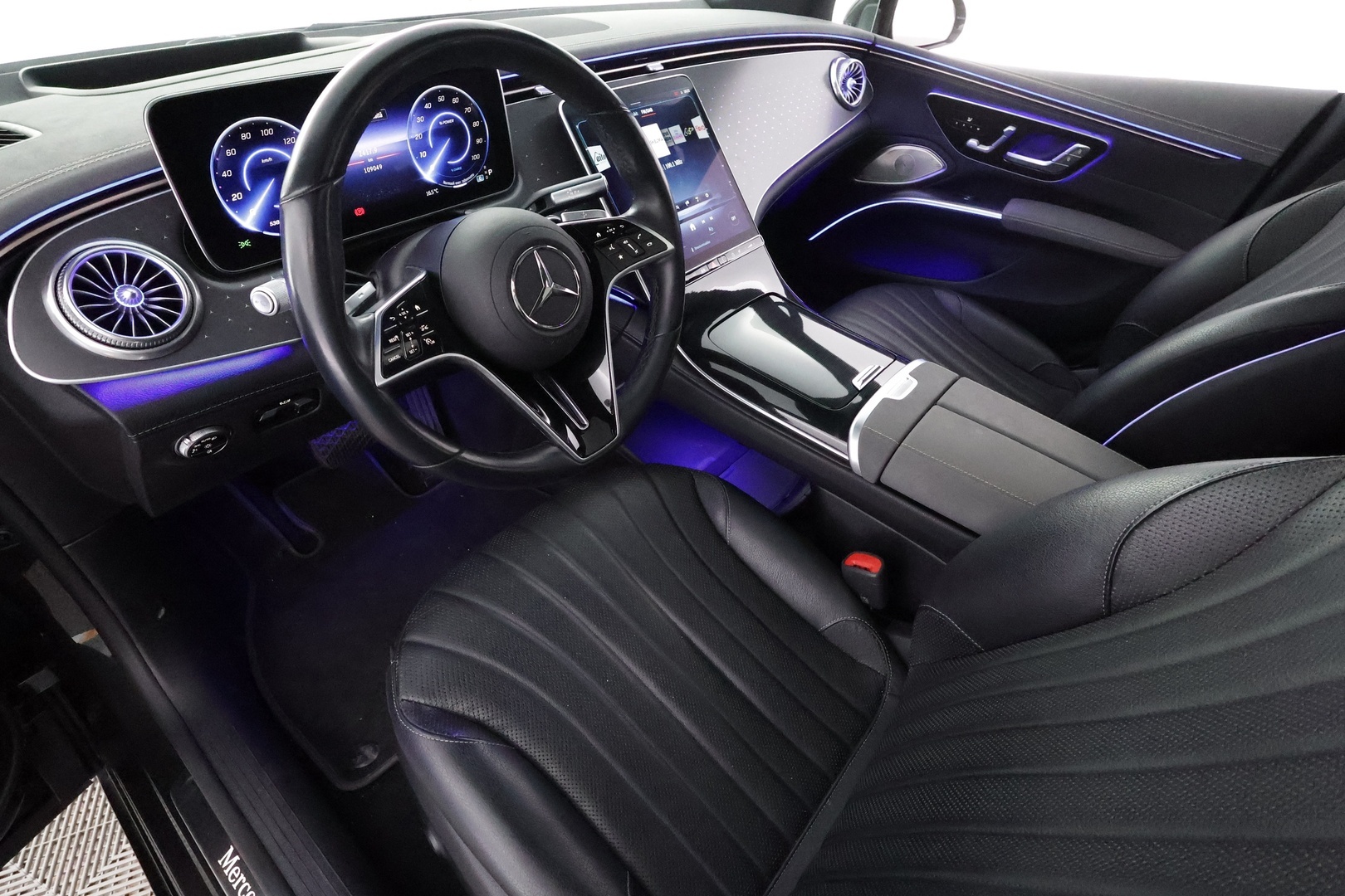 MERCEDES-BENZ EQS 2022