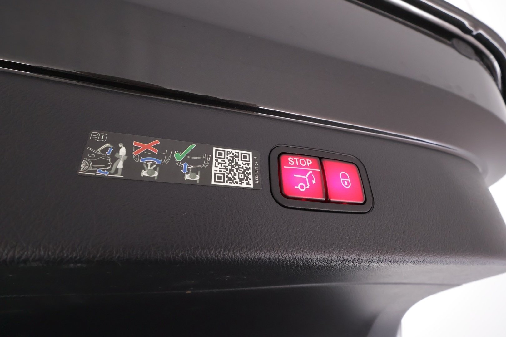 MERCEDES-BENZ EQS 2022