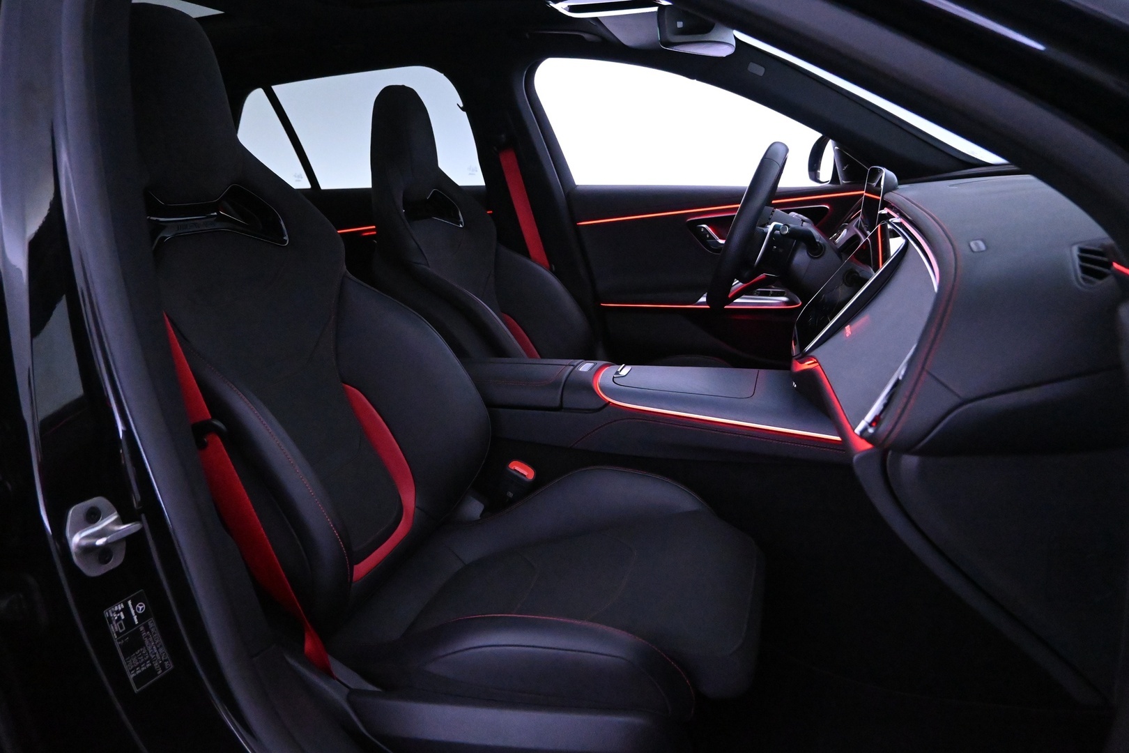 MERCEDES-BENZ E 53 AMG 2024