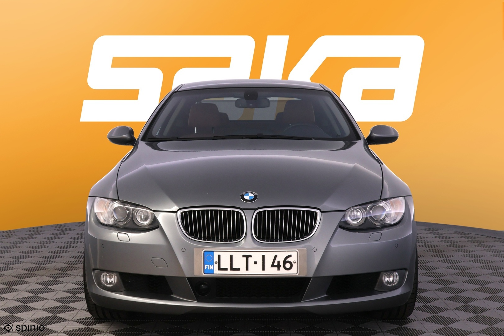 BMW 330 2007