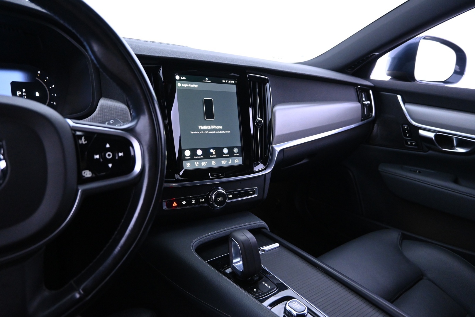 VOLVO V90 Cross Country 2022
