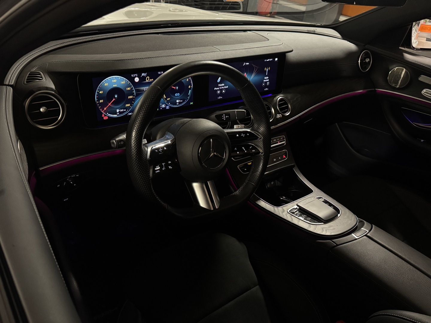 MERCEDES-BENZ E 2023