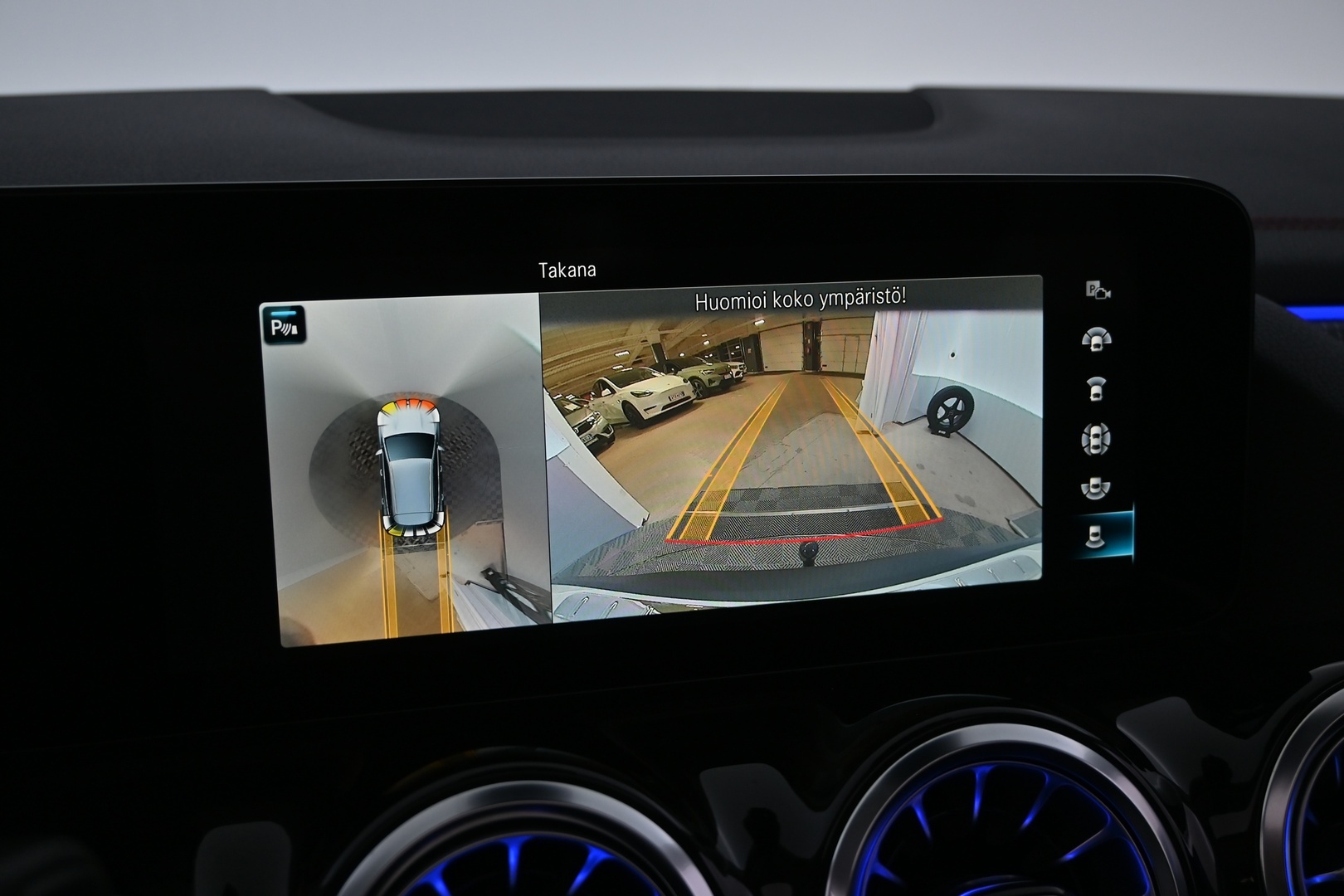 MERCEDES-BENZ EQA 2022