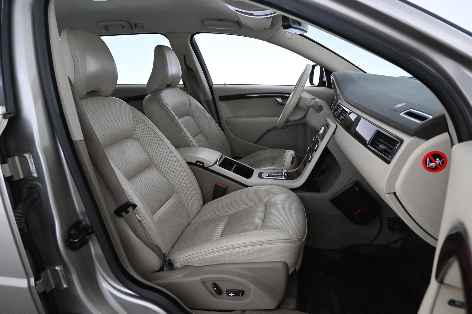 VOLVO XC70 2008