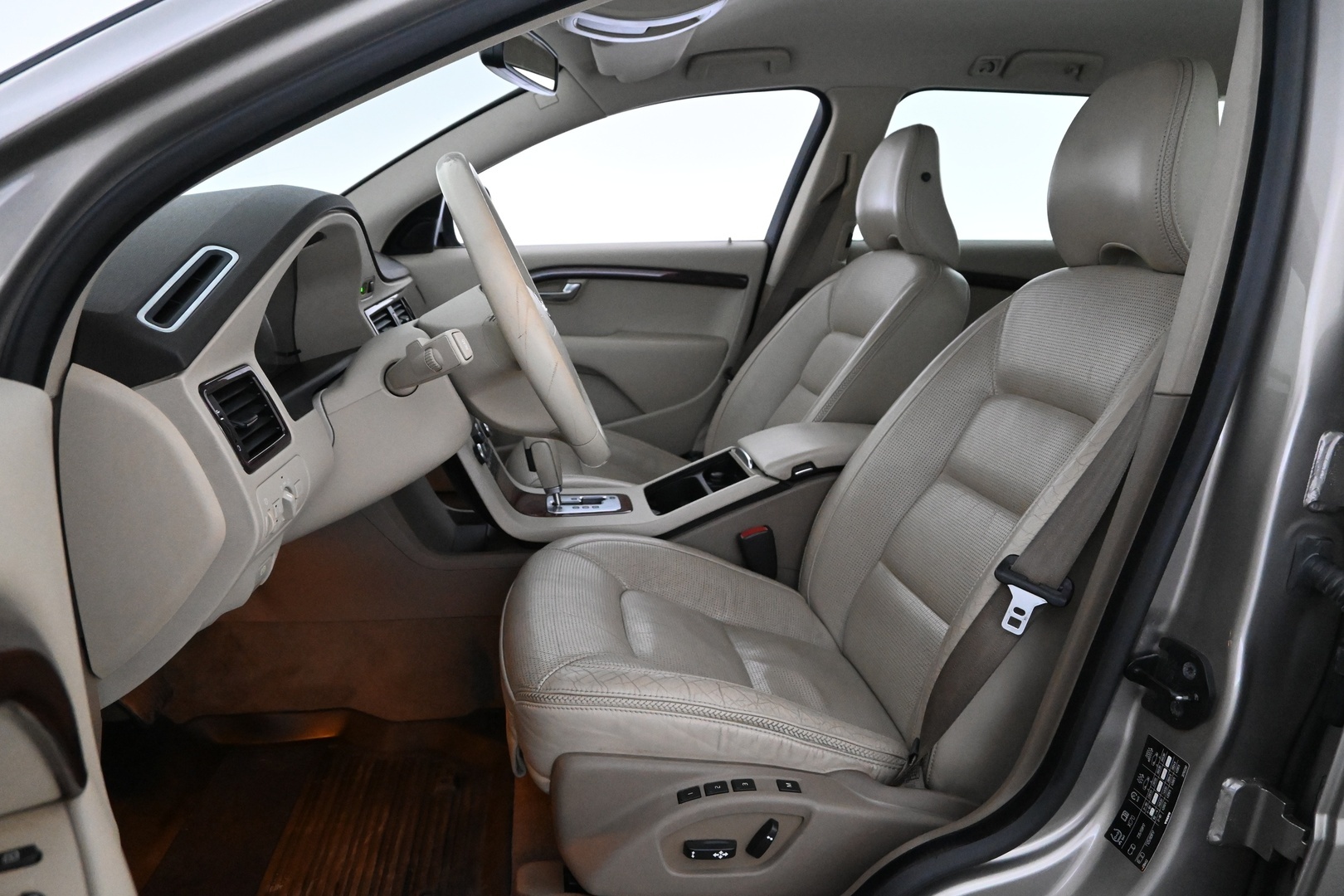 VOLVO XC70 2008