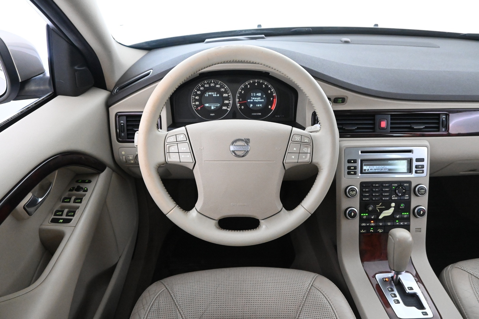 VOLVO XC70 2008