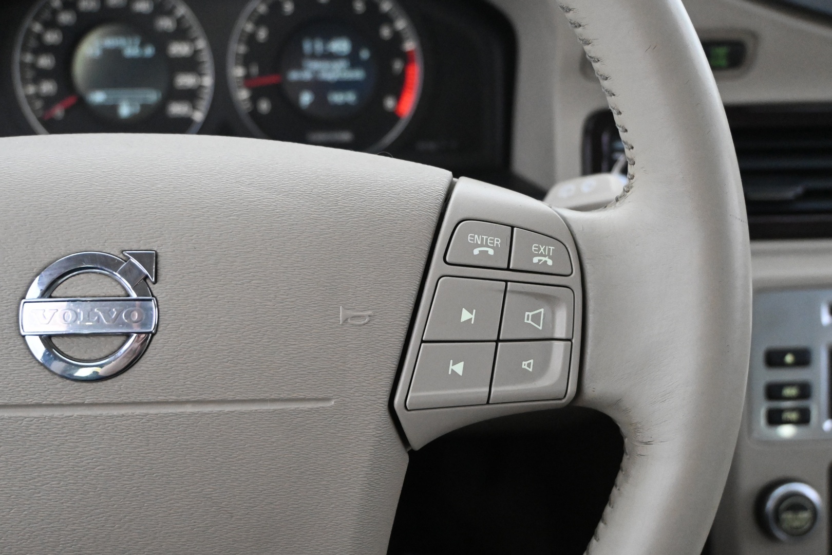 VOLVO XC70 2008