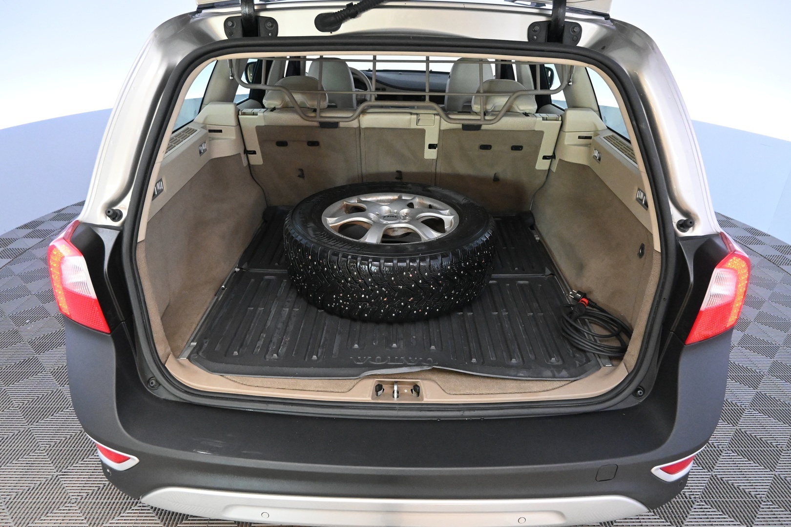 VOLVO XC70 2008