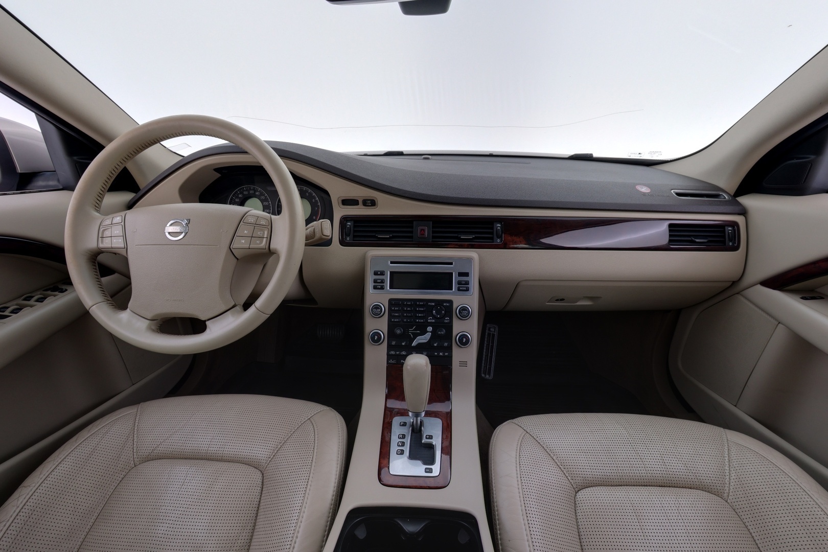 VOLVO XC70 2008